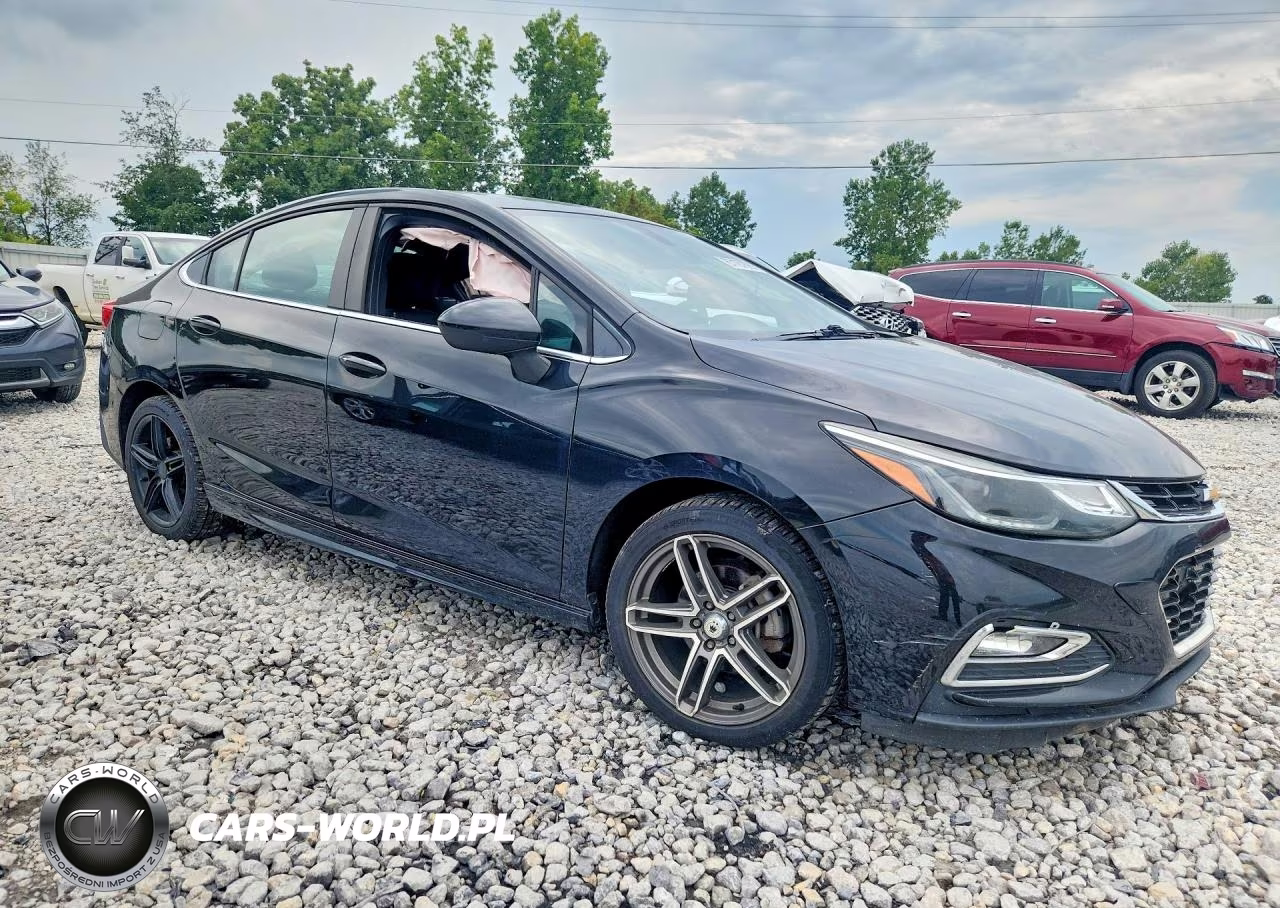 2017 Chevrolet Cruze Lt VIN:1G1BE5SM9H7135268 - 4