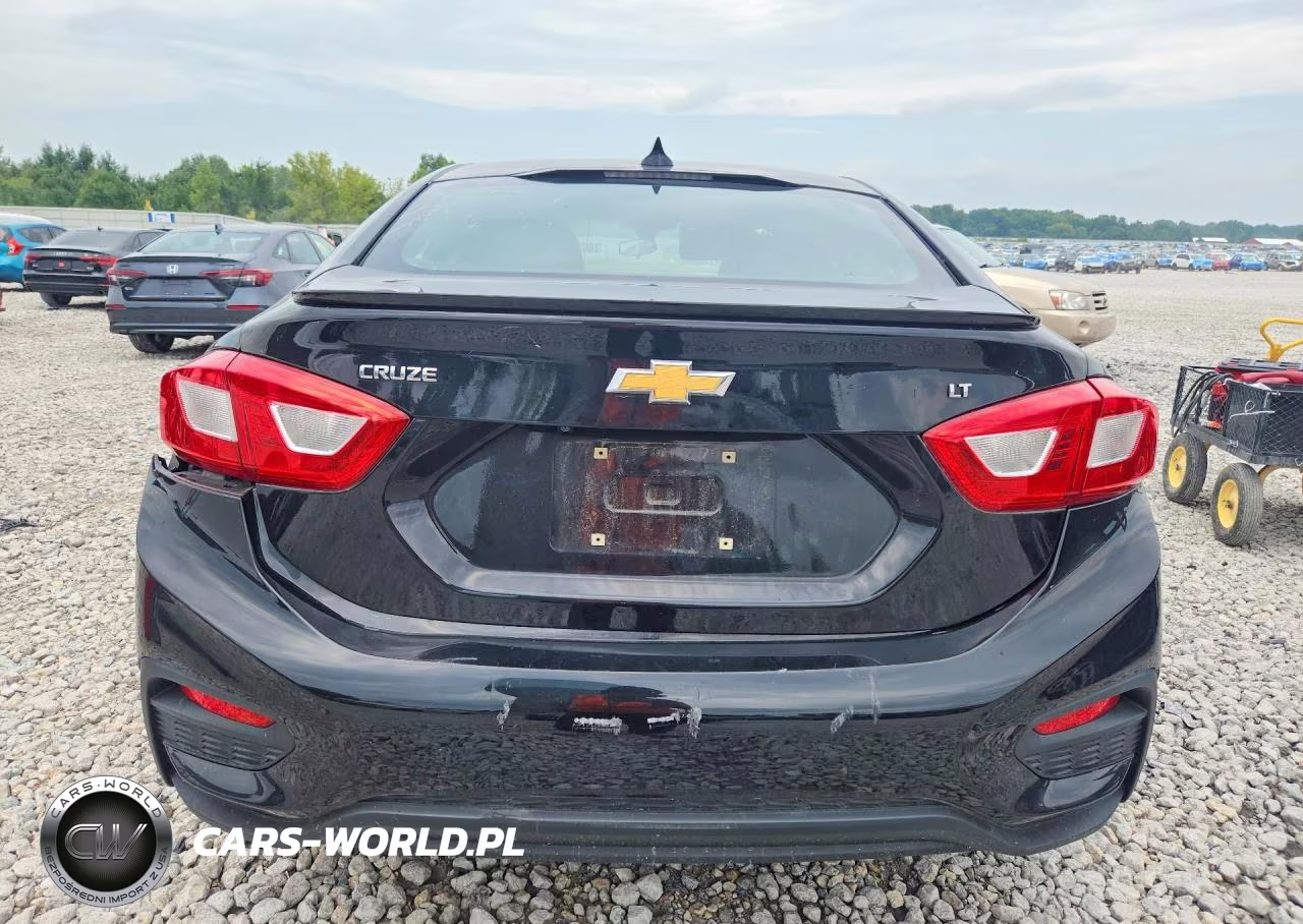 2017 Chevrolet Cruze Lt VIN:1G1BE5SM9H7135268 - 6
