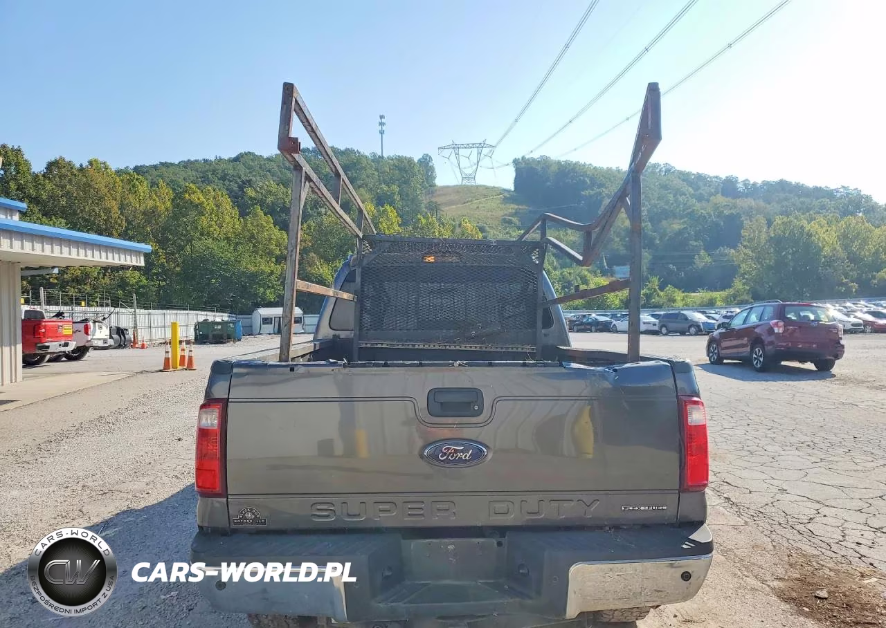 2015 Ford F250 Super Duty VIN:1FT7W2B6XFED04104 - 6