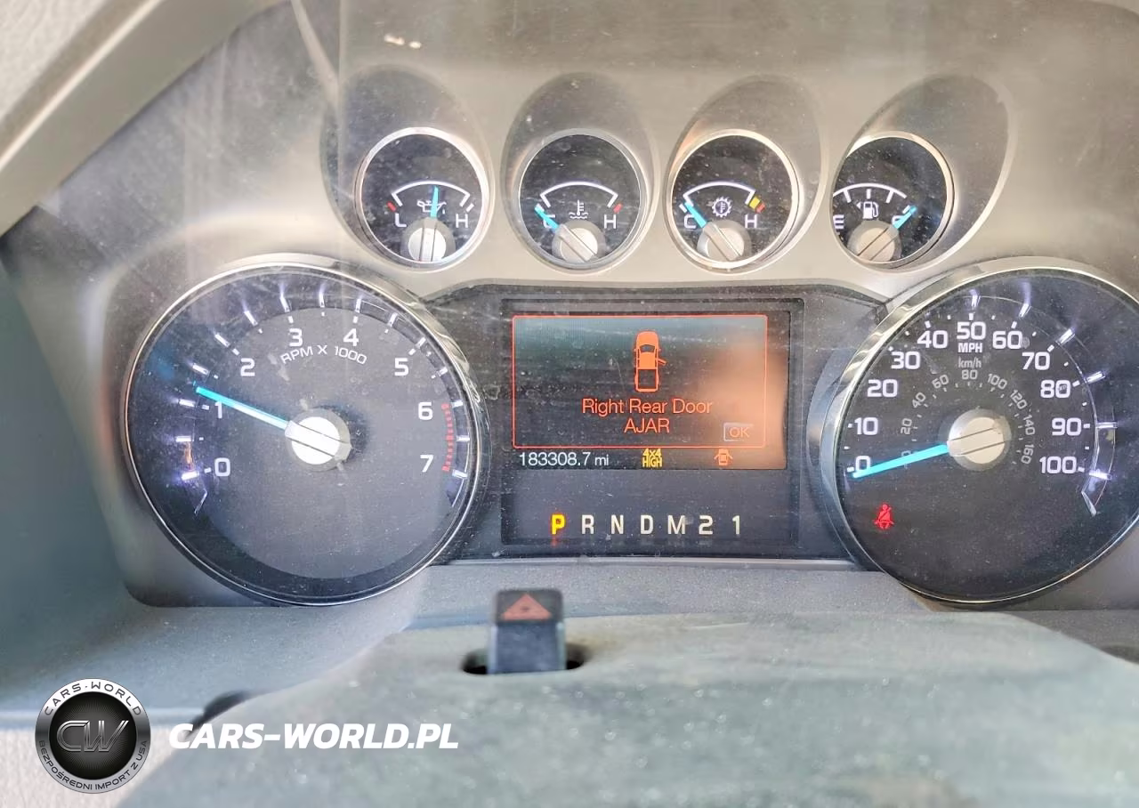 2015 Ford F250 Super Duty VIN:1FT7W2B6XFED04104 - 9