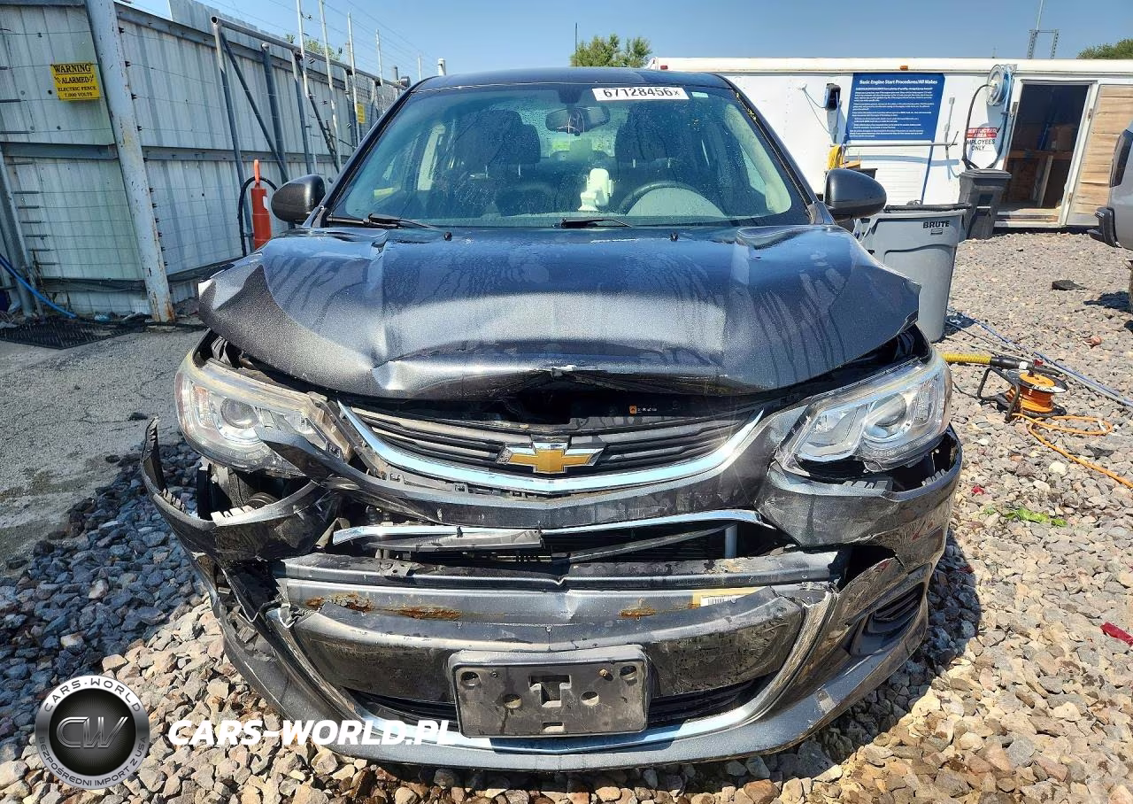 2018 Chevrolet Sonic Lt VIN:1G1JD5SH0J4139296 - 5