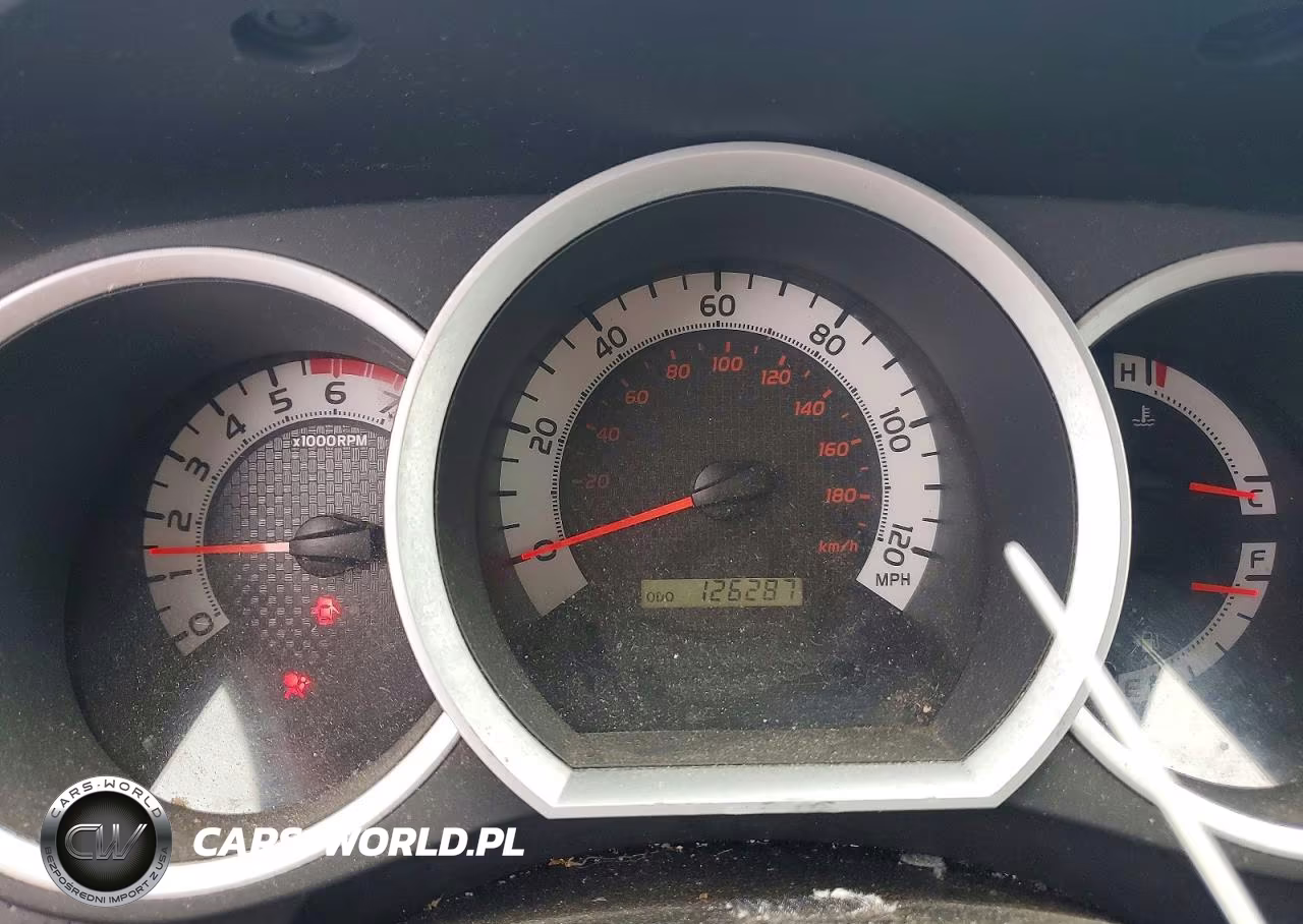 2015 Toyota Tacoma Base VIN:5TFUX4EN9FX033748 - 9