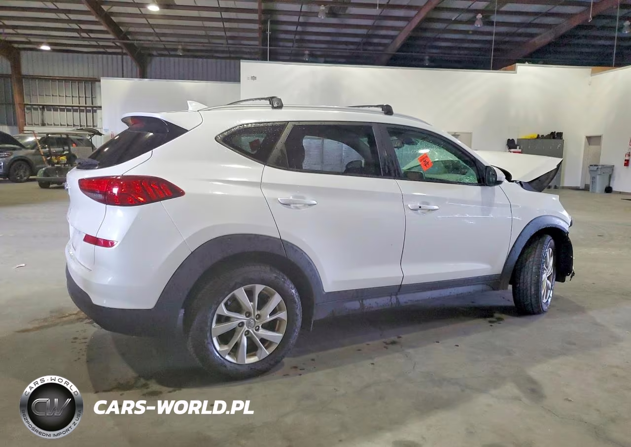 2021 Hyundai Tucson Value VIN:KM8J33A45MU401424 - 3