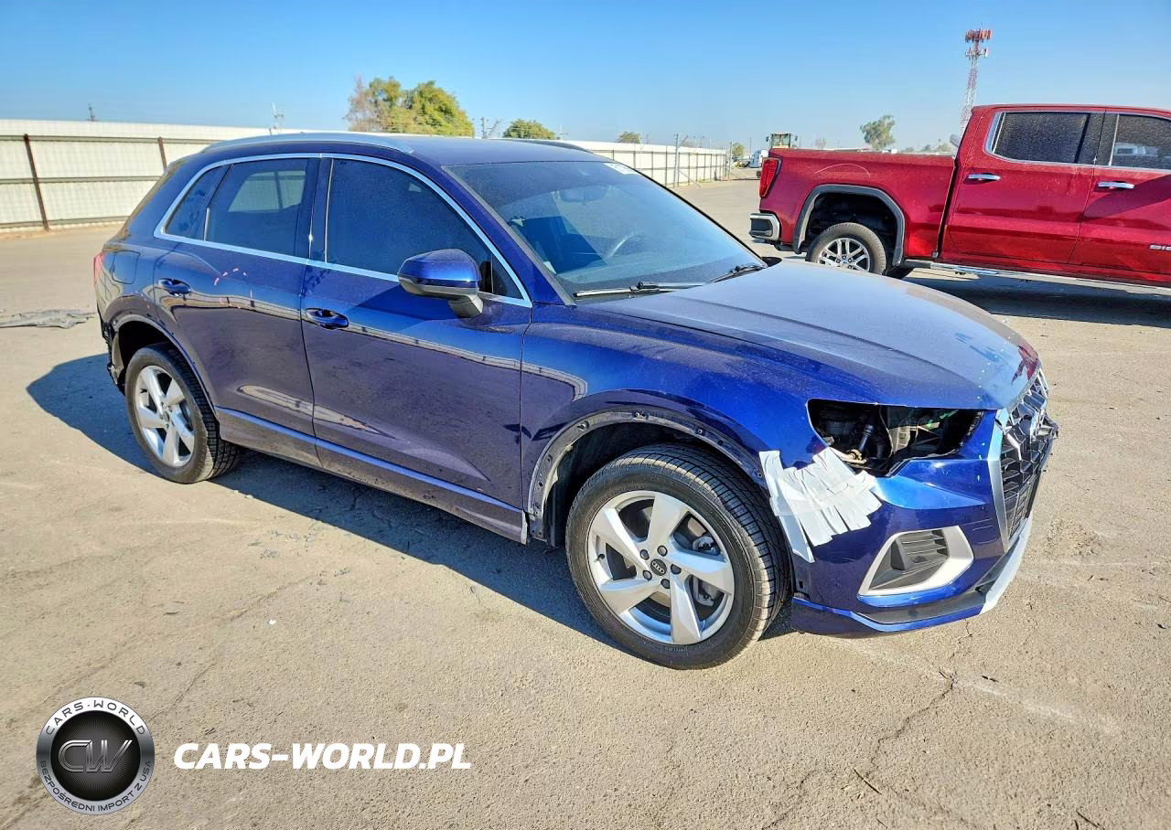 2021 Audi Q3 Premium 40 VIN:WA1AUCF39M1066889 - 4