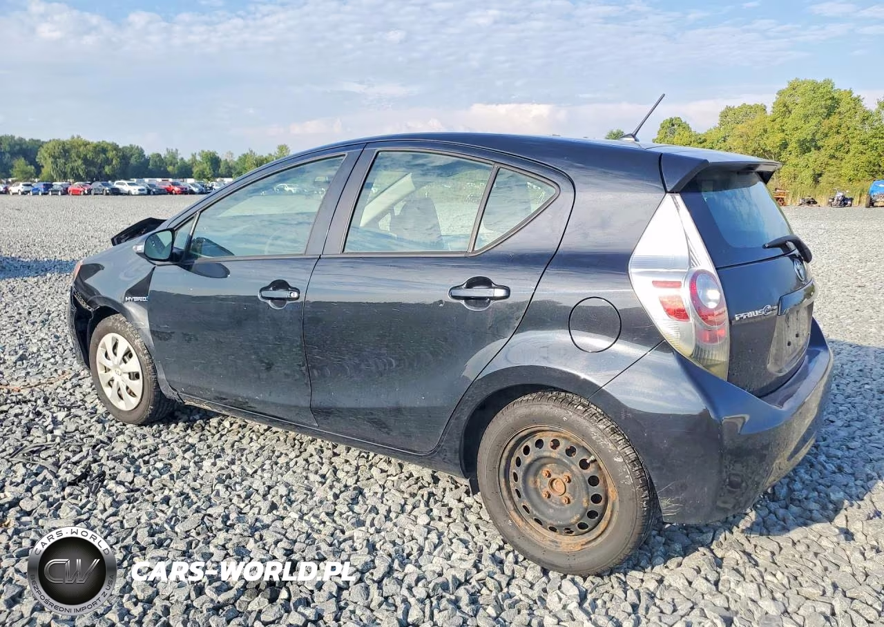 2014 Toyota Prius C Two VIN:JTDKDTB31E1071456 - 2