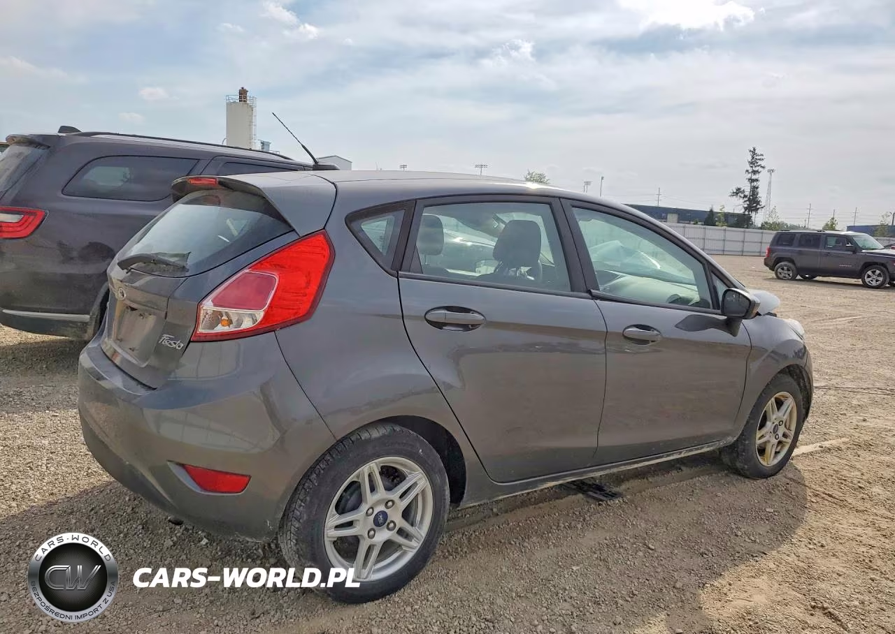 2019 Ford Fiesta Se VIN:3FADP4EJ0KM130873 - 3