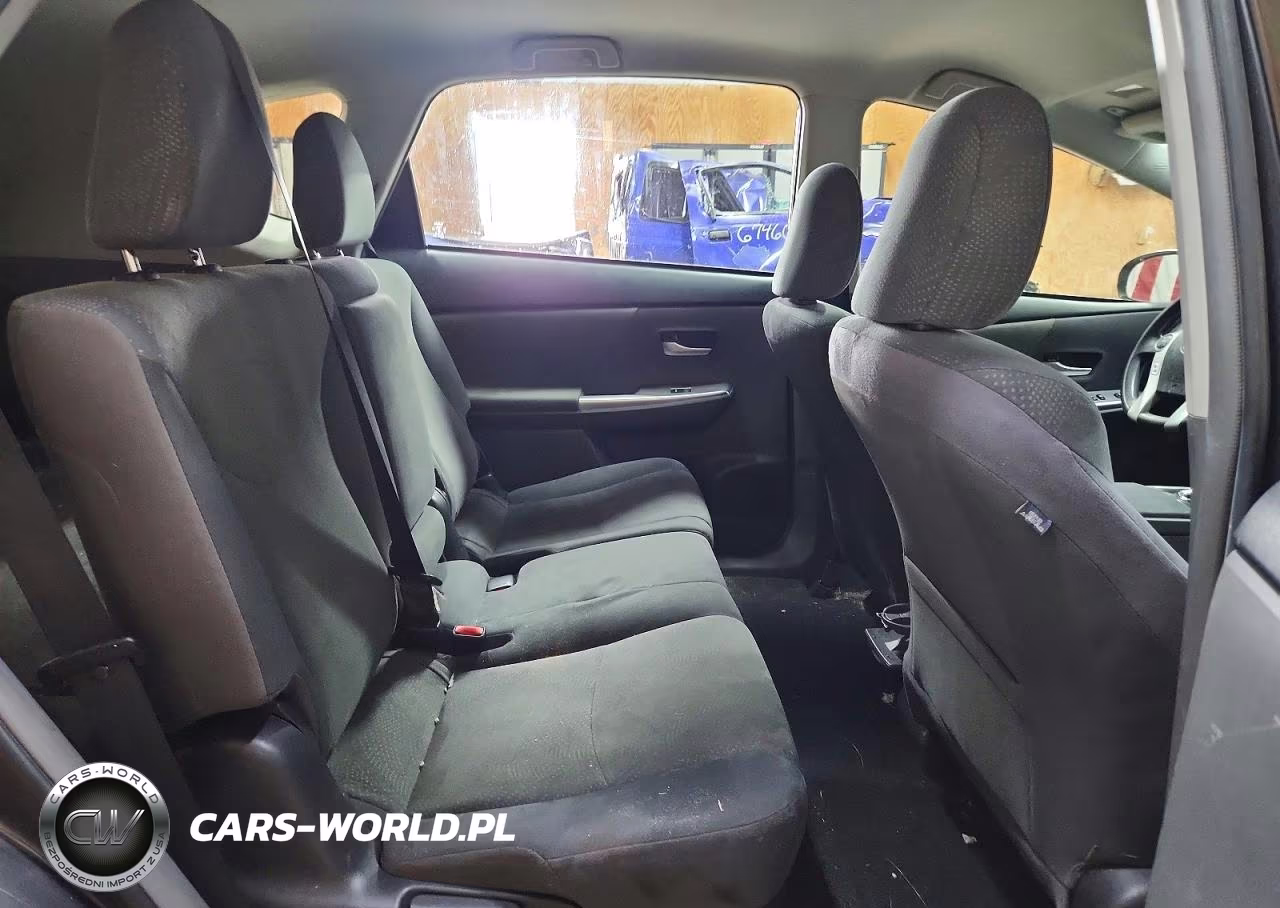 2012 Toyota Prius V Three VIN:JTDZN3EU9C3158166 - 11