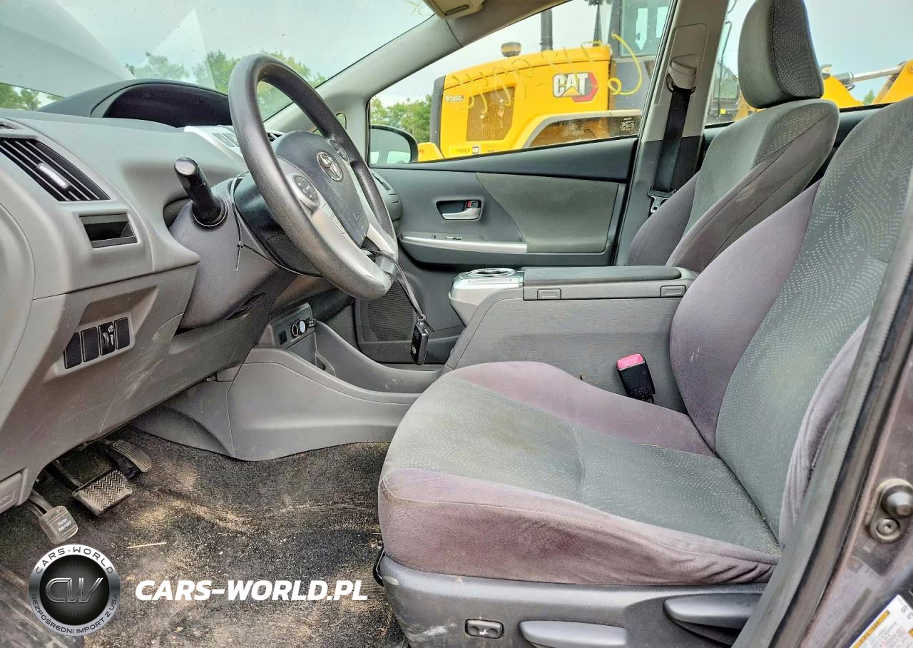 2012 Toyota Prius V Three VIN:JTDZN3EU9C3158166 - 7