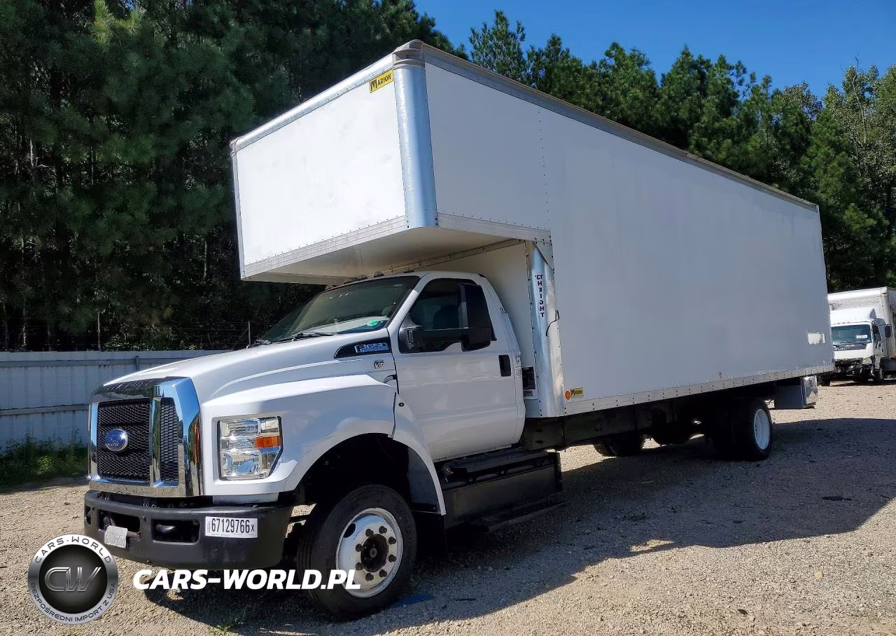 2016 Ford F650 Super Duty Box Truck