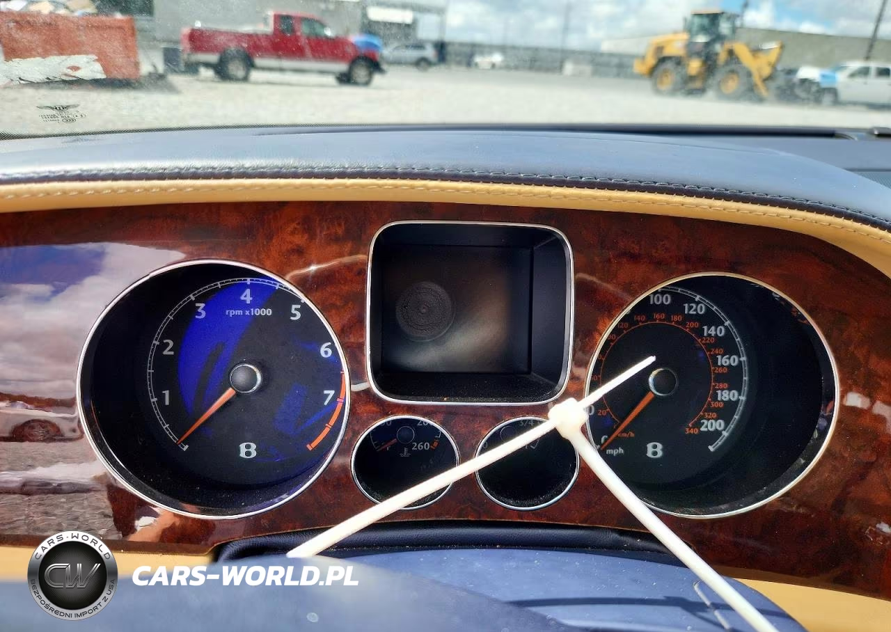 2006 Bentley Continental Flying Spur VIN:SCBBR53W46C036411 - 9