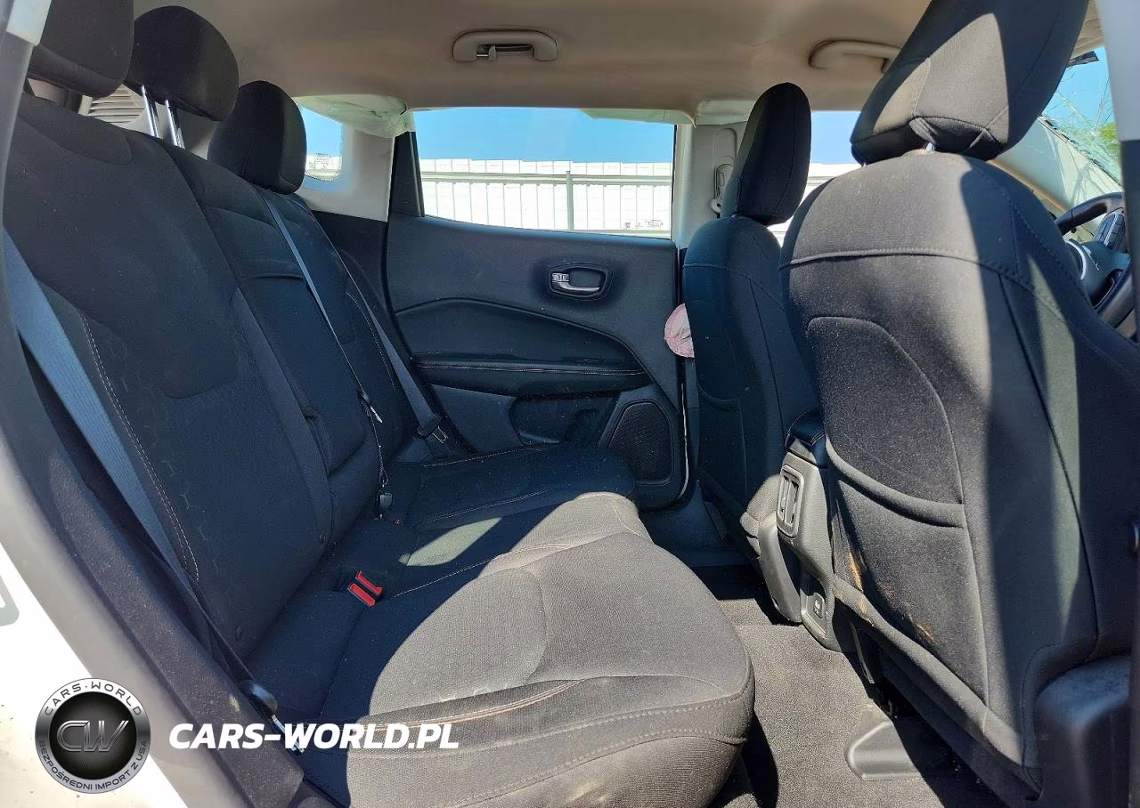 2018 Jeep Compass Sport VIN:3C4NJDABXJT207722 - 11