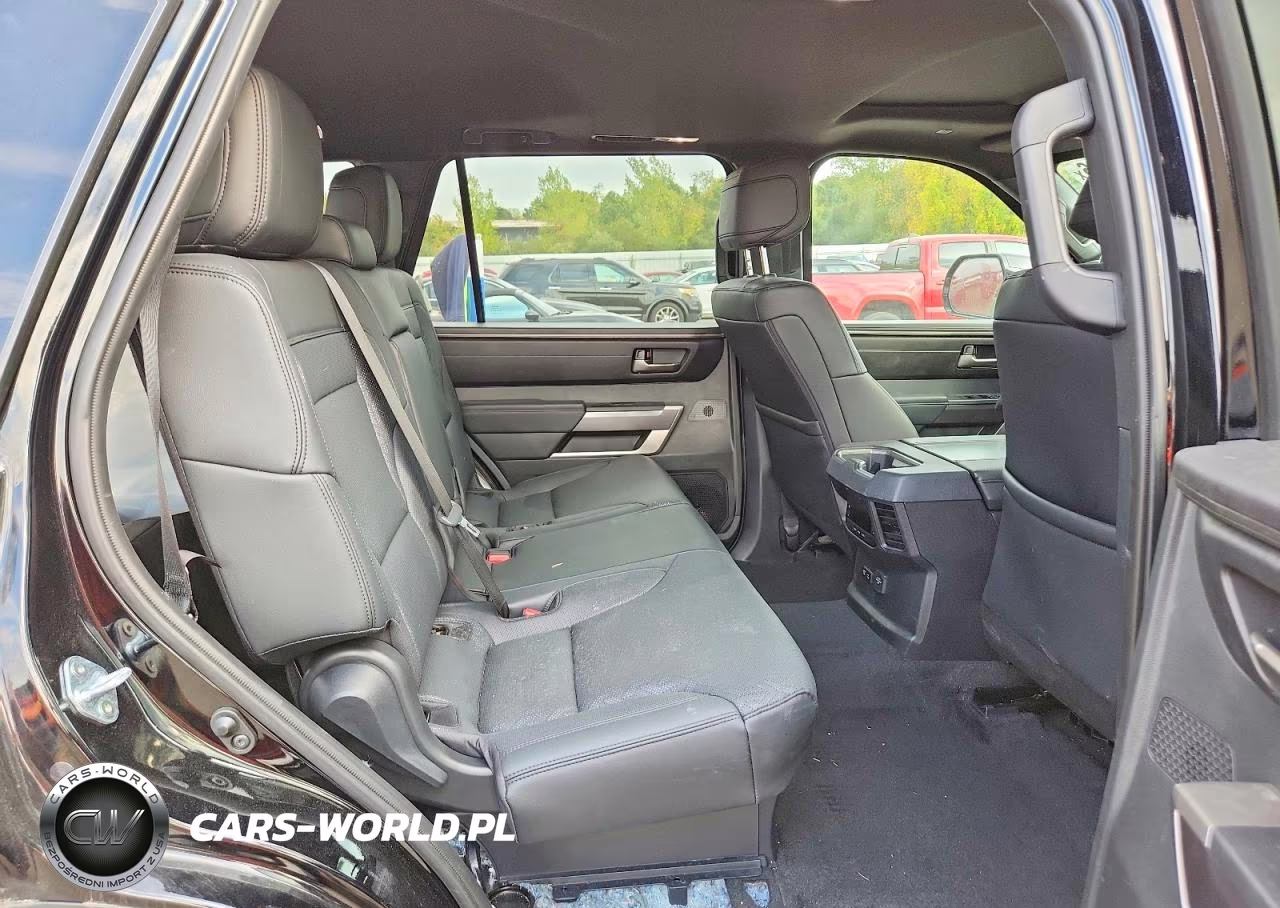 2025 Toyota Sequoia Sr5 VIN:7SVAAABAXSX052409 - 11