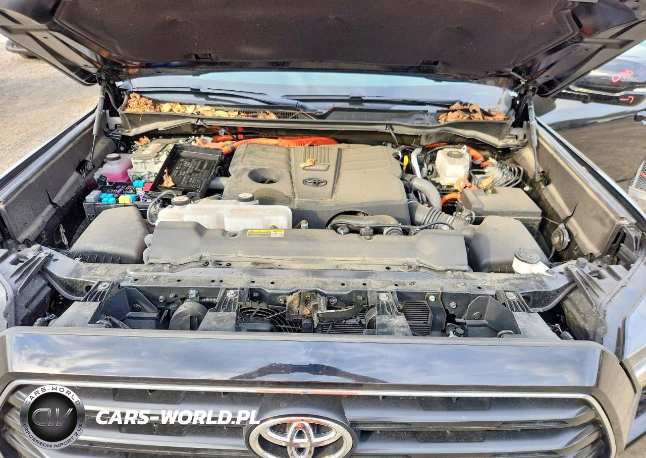 2025 Toyota Sequoia Sr5 VIN:7SVAAABAXSX052409 - 12