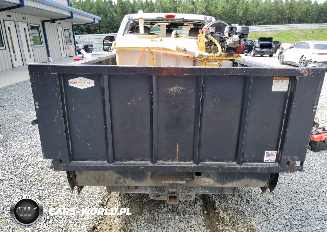 2018 Ford F250 Super Duty VIN:1FTBF2A62JEB67762 - 10