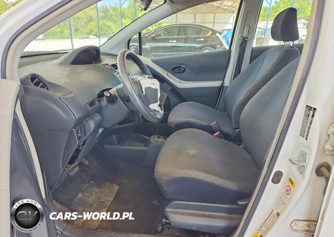 2011 Toyota Yaris Base VIN:JTDKT4K35B5338451 - 7