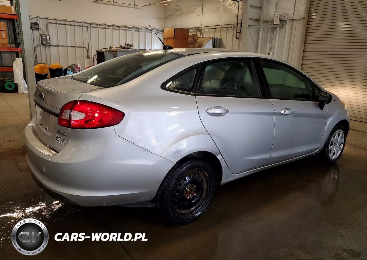 2012 Ford Fiesta S VIN:3FADP4AJ0CM140648 - 3