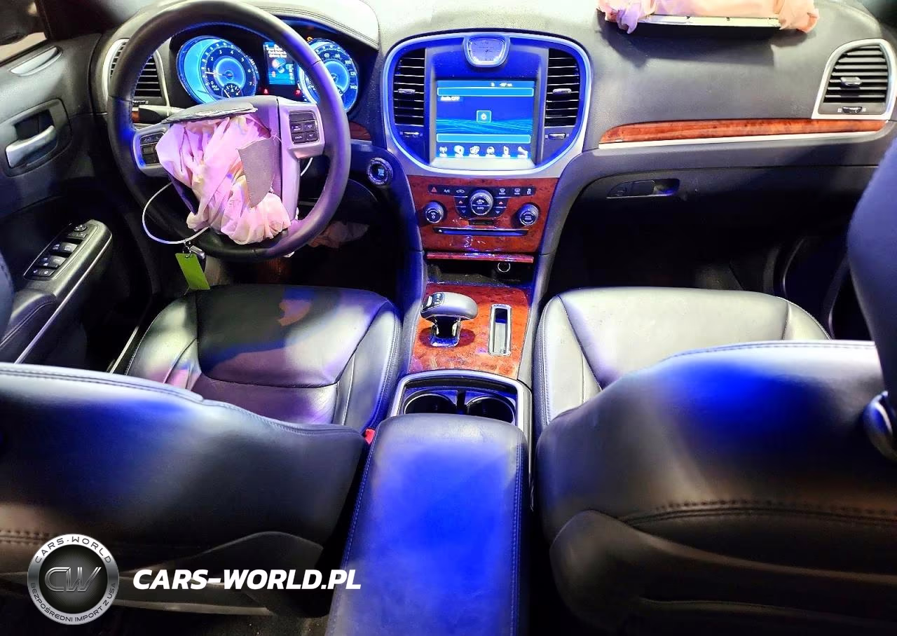 2013 Chrysler 300 VIN:2C3CCARG3DH739489 - 8