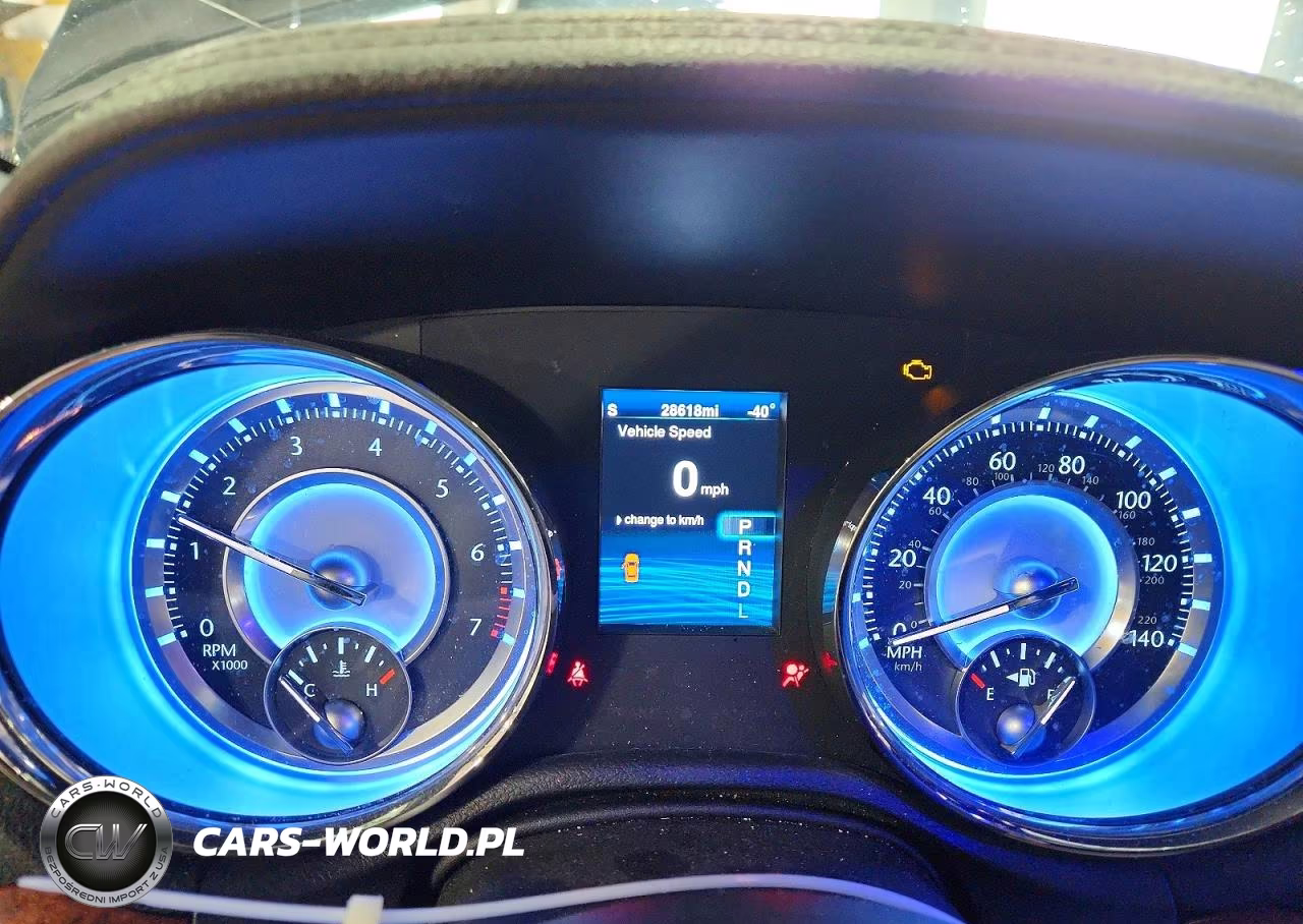 2013 Chrysler 300 VIN:2C3CCARG3DH739489 - 9