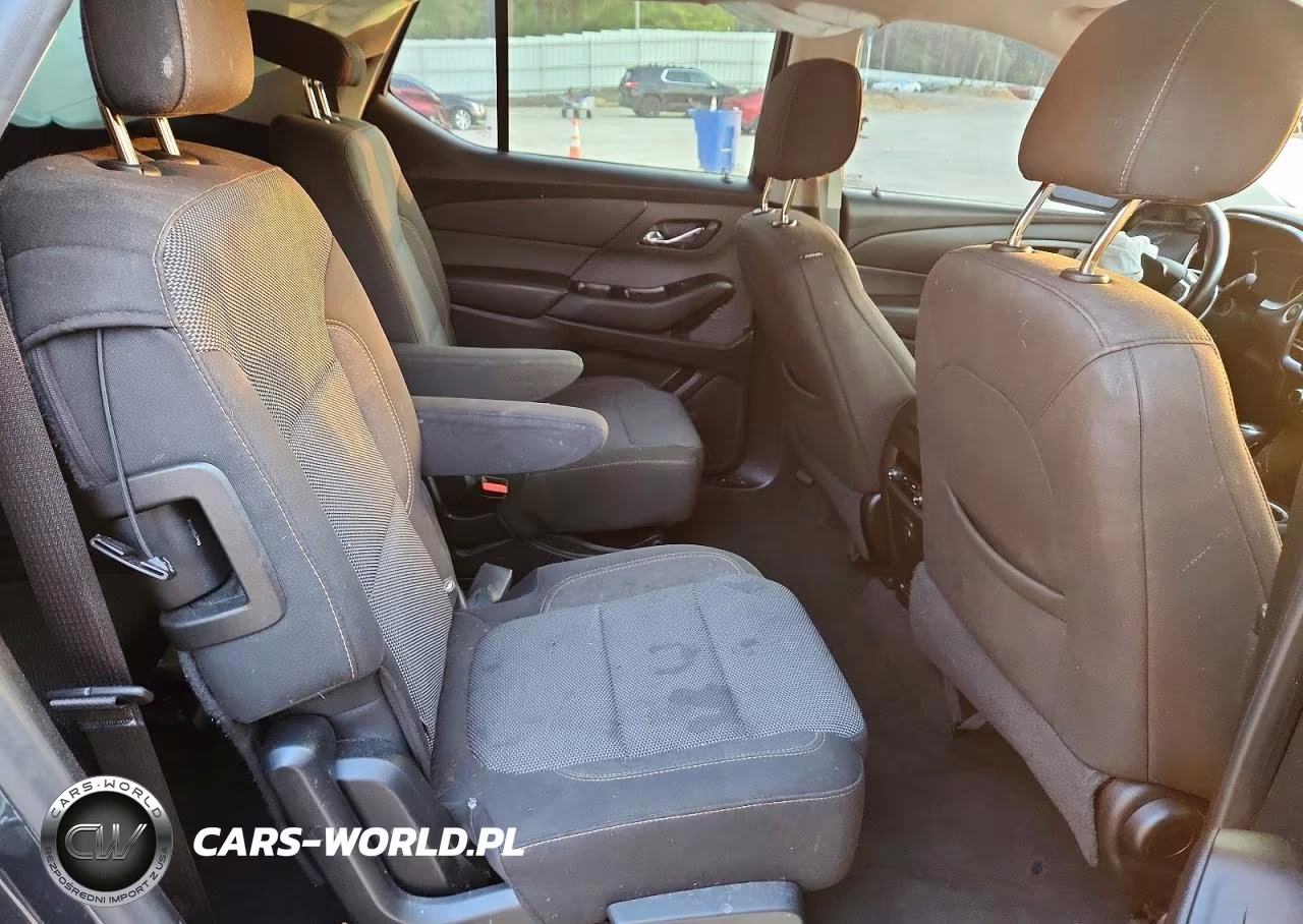 2018 Chevrolet Traverse Lt VIN:1GNEVGKWXJJ256134 - 11