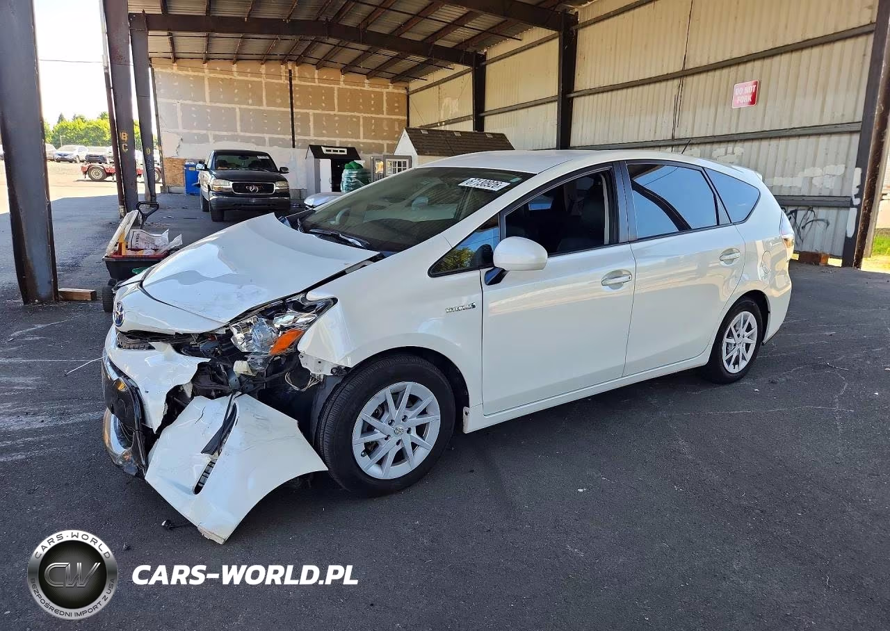 2015 Toyota Prius V Four