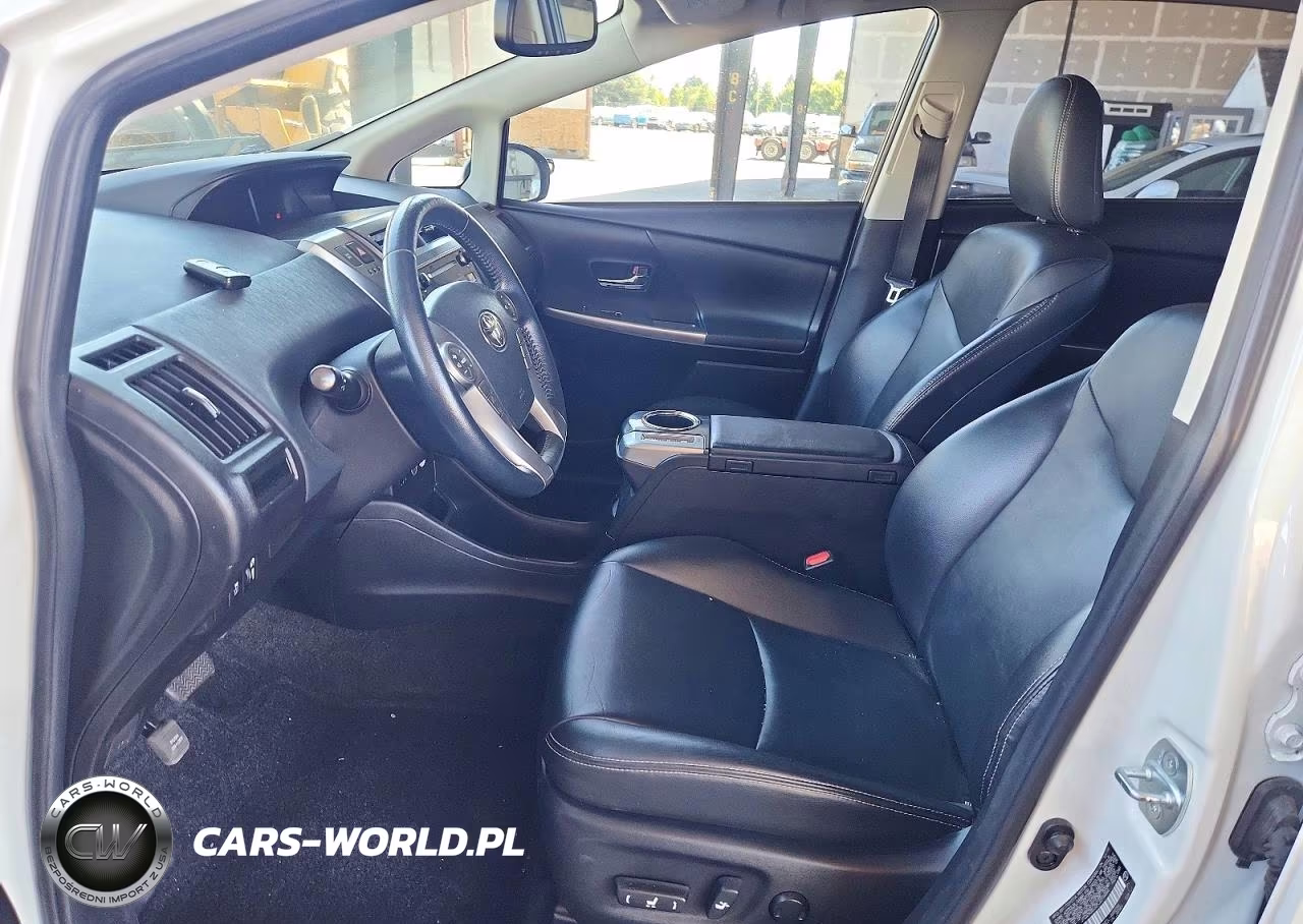2015 Toyota Prius V Four VIN:JTDZN3EU0FJ019494 - 7