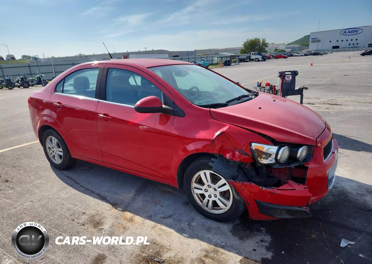 2013 Chevrolet Sonic Lt VIN:1G1JC5SB1D4157731 - 4