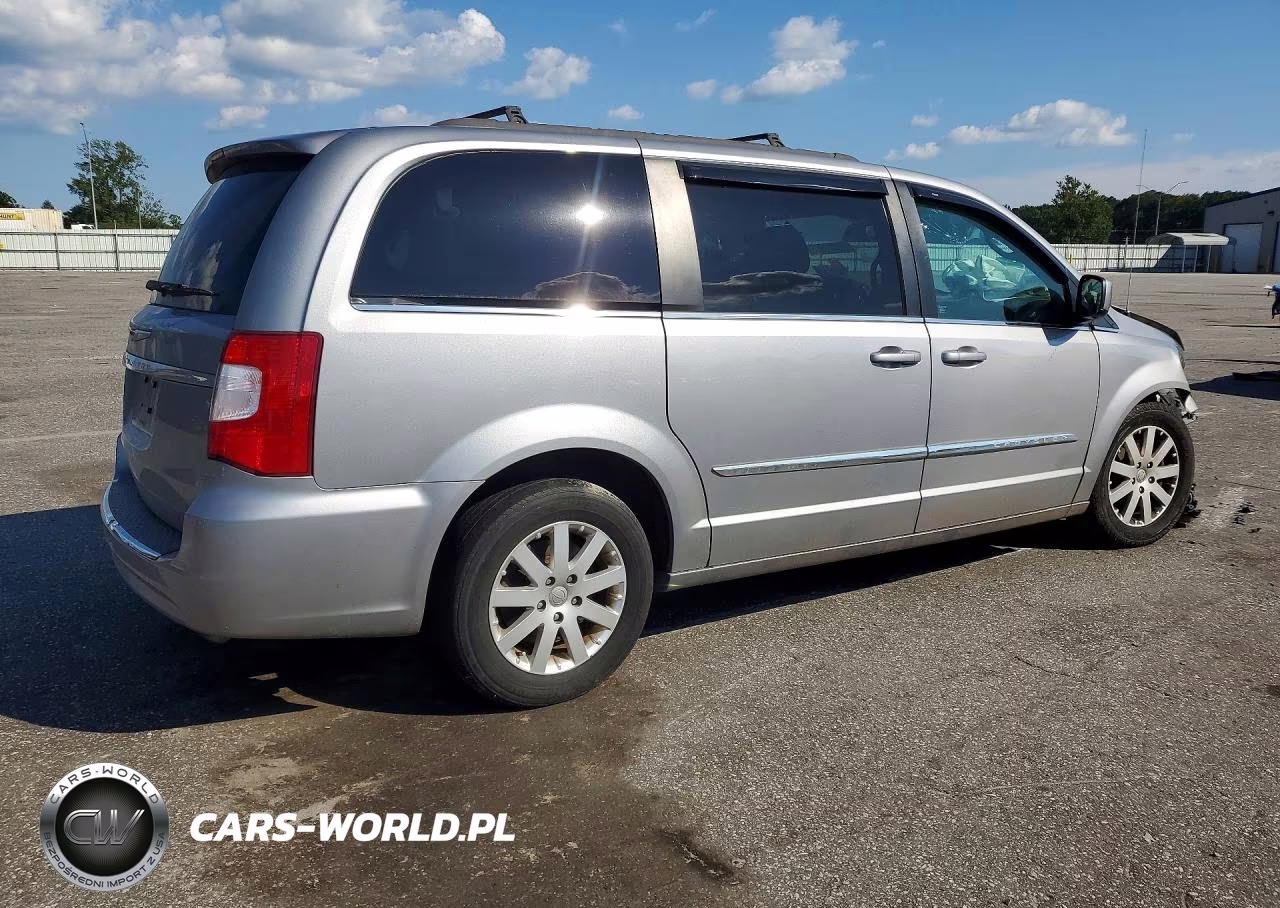 2014 Chrysler Town & Country Touring VIN:2C4RC1BG9ER256780 - 3
