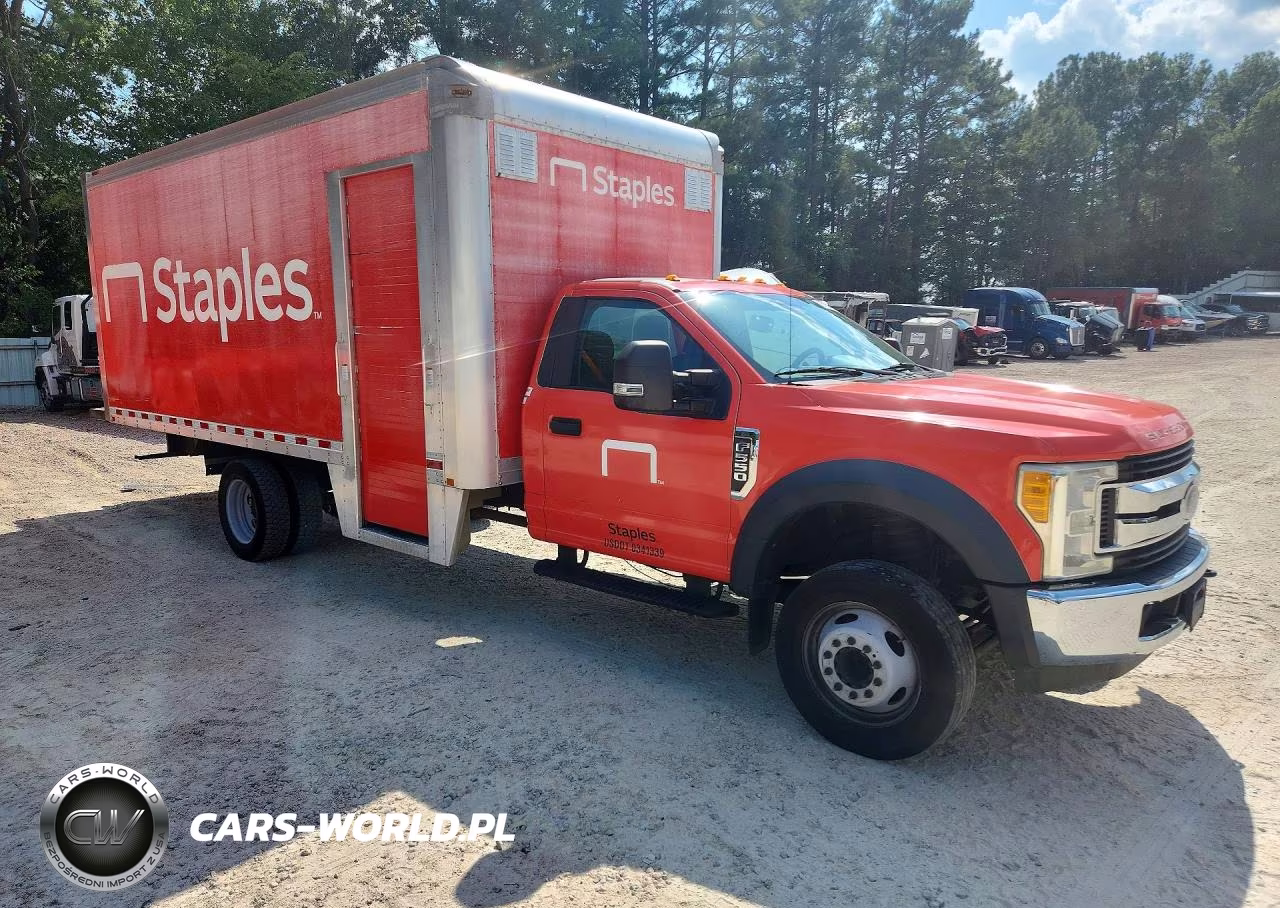 2017 Ford F550 Super Duty Box Truck VIN:1FDUF5GY6HED61168 - 4