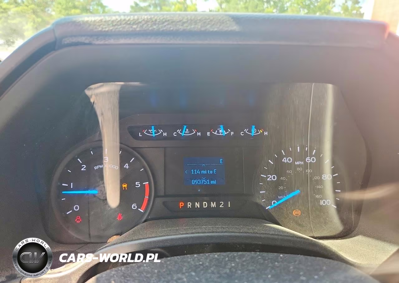 2017 Ford F550 Super Duty Box Truck VIN:1FDUF5GY6HED61168 - 9
