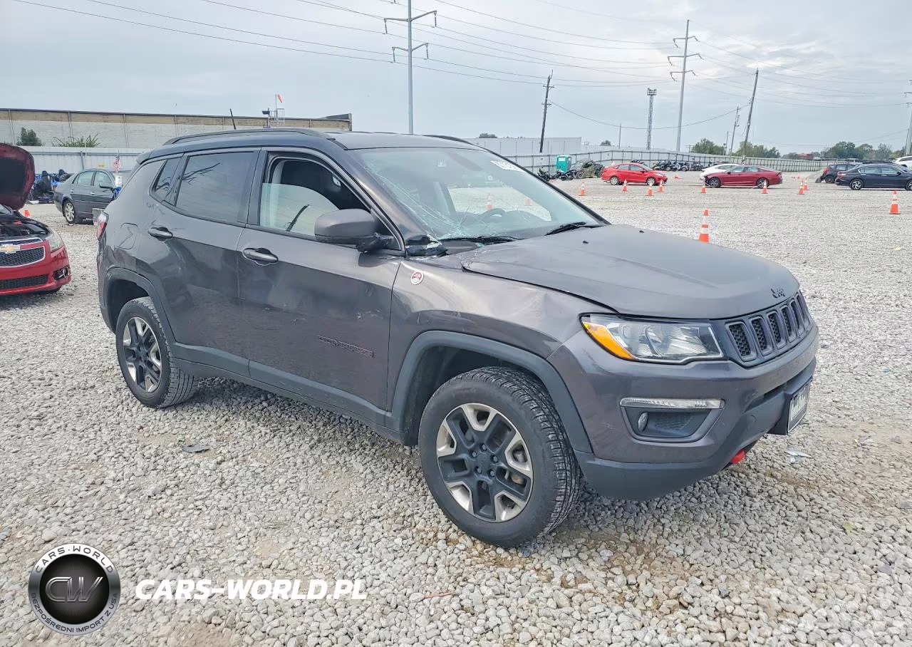 2018 Jeep Compass Trailhawk VIN:3C4NJDDB6JT441559 - 4