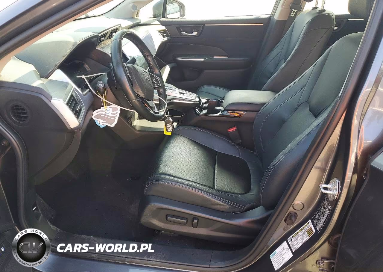 2018 Honda Clarity Touring VIN:JHMZC5F37JC004932 - 7