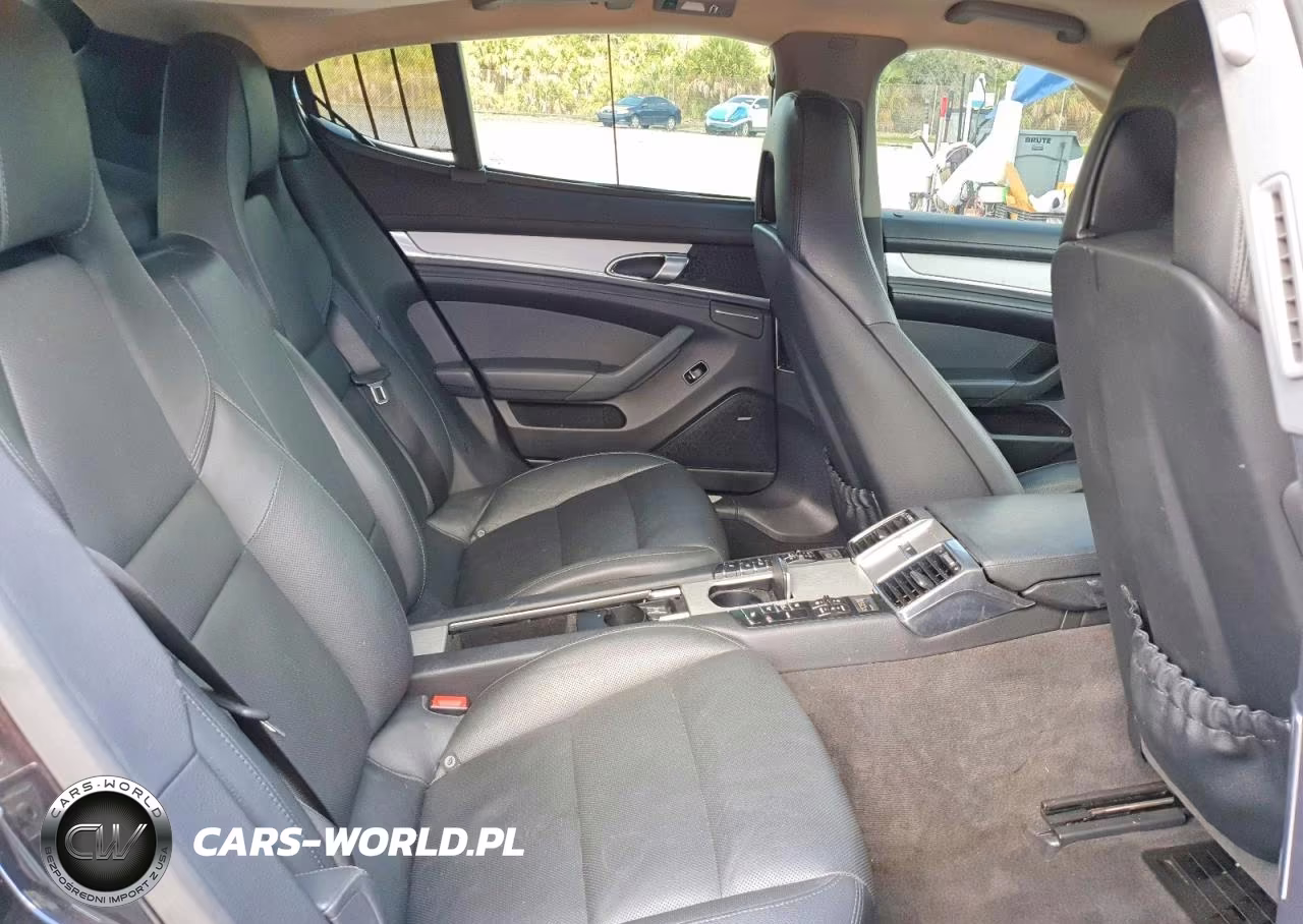 2014 Porsche Panamera 2 VIN:WP0AA2A74EL010450 - 10