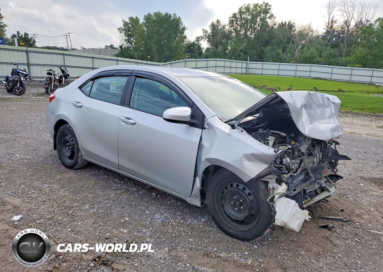 2015 Toyota Corolla Le VIN:2T1BURHEXFC306297 - 4