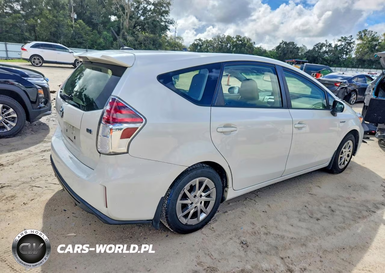 2016 Toyota Prius V Four VIN:JTDZN3EU9GJ051474 - 3