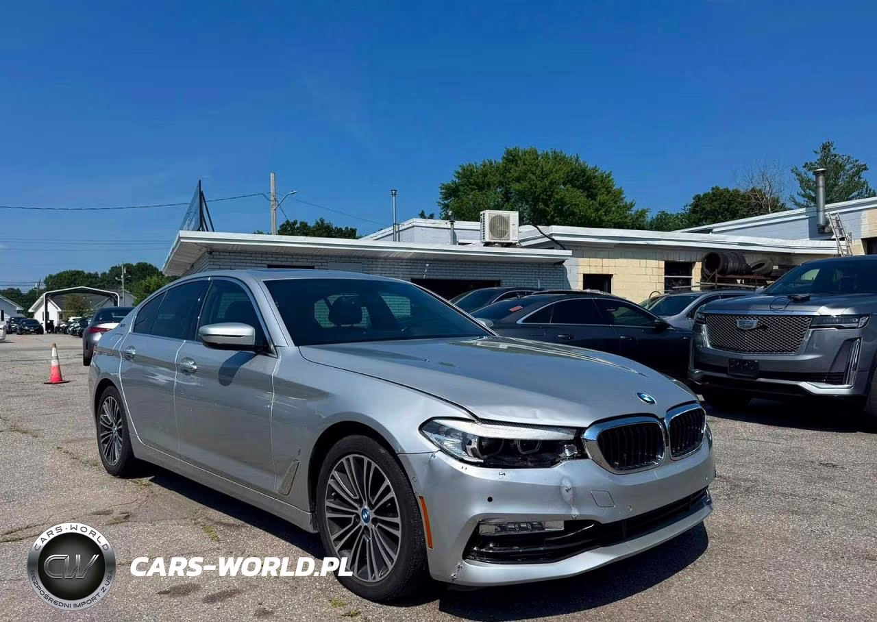 2018 BMW 530Xe