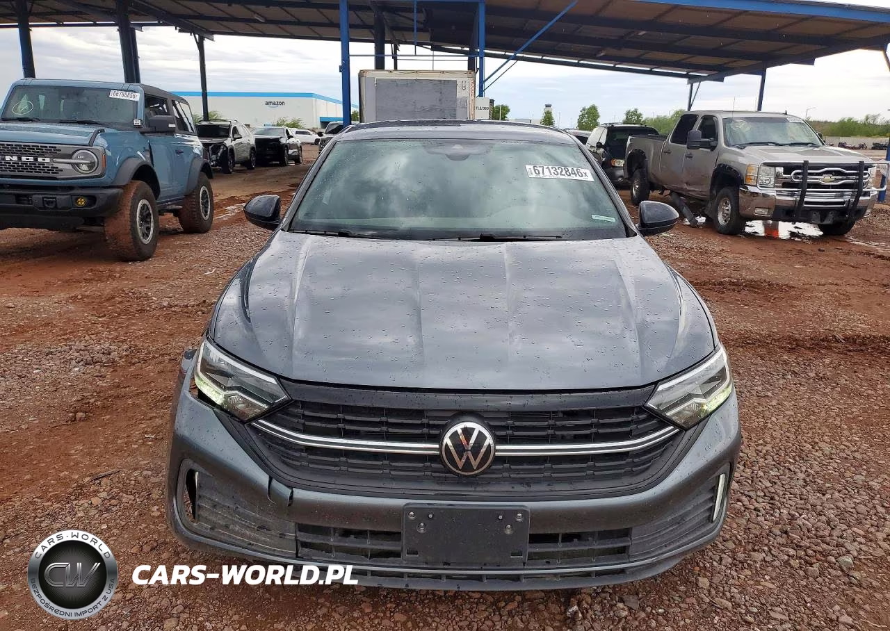 2024 Volkswagen Jetta Sport VIN:3VWBM7BU9RM062008 - 5