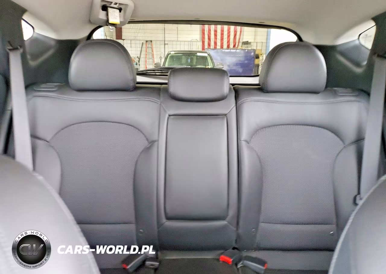 2011 Hyundai Tucson Gls VIN:KM8JUCAC7BU315436 - 10