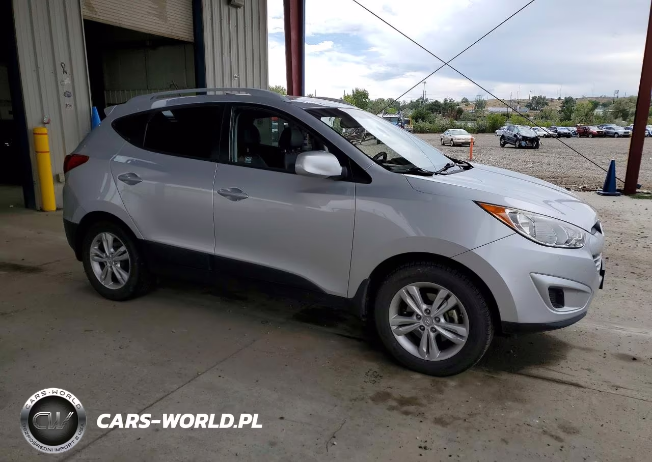 2011 Hyundai Tucson Gls VIN:KM8JUCAC7BU315436 - 4