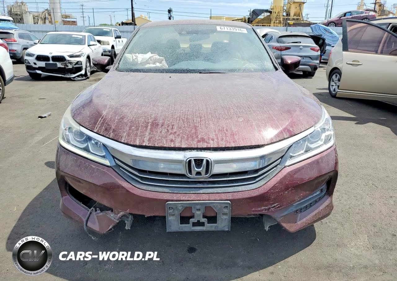 2017 Honda Accord Sport VIN:1HGCR2F61HA023031 - 5
