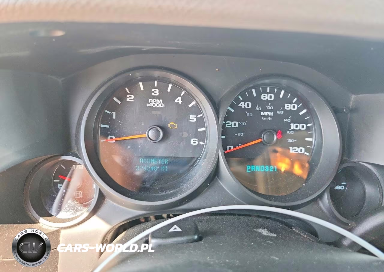2008 Chevrolet Silverado C1500 VIN:2GCEC13C981120856 - 9