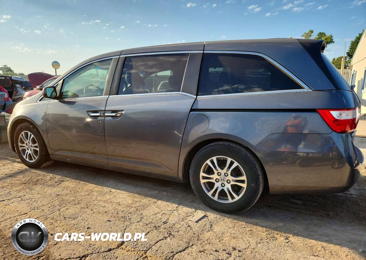 2011 Honda Odyssey Exl VIN:5FNRL5H61BB096293 - 2