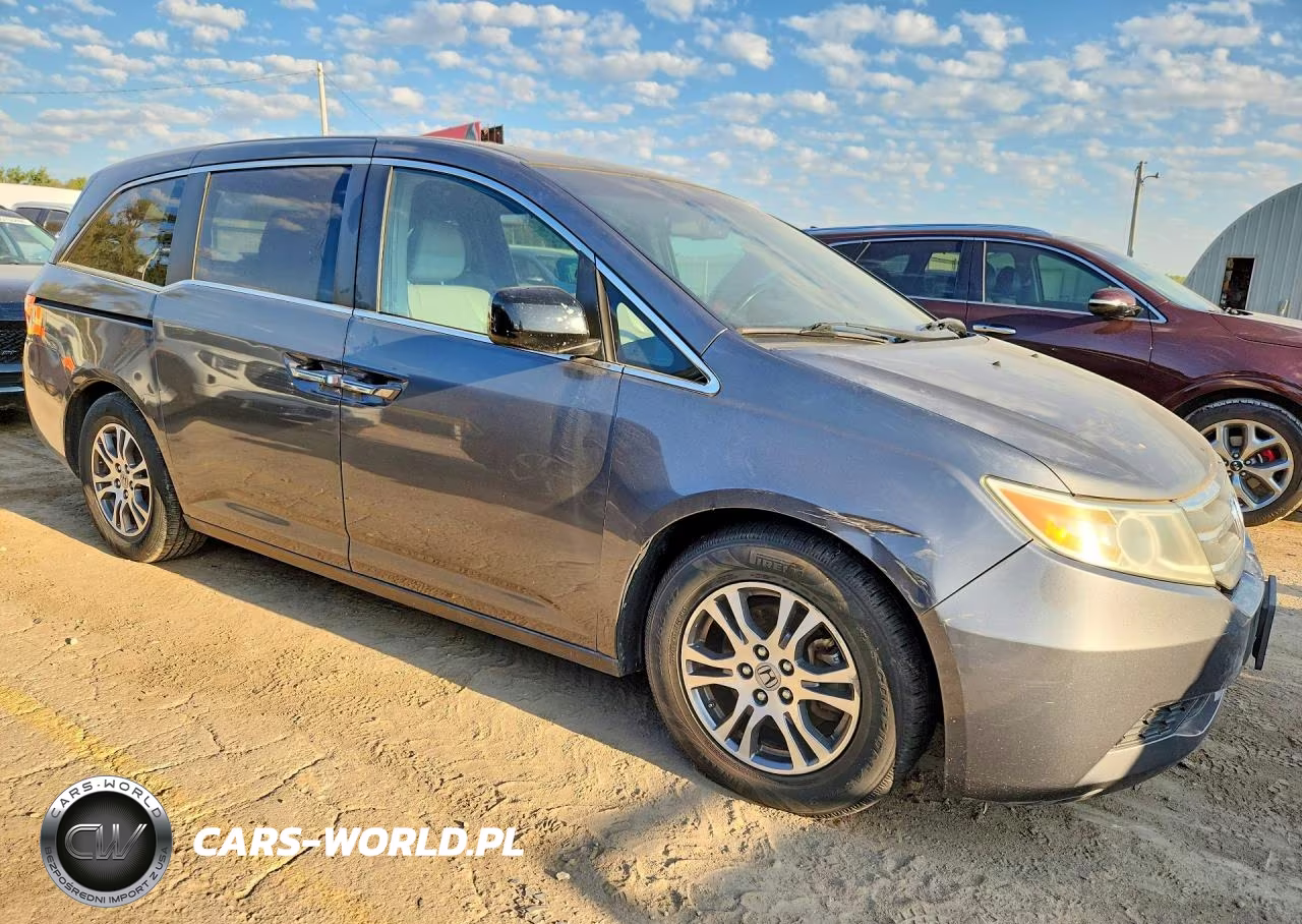 2011 Honda Odyssey Exl VIN:5FNRL5H61BB096293 - 4