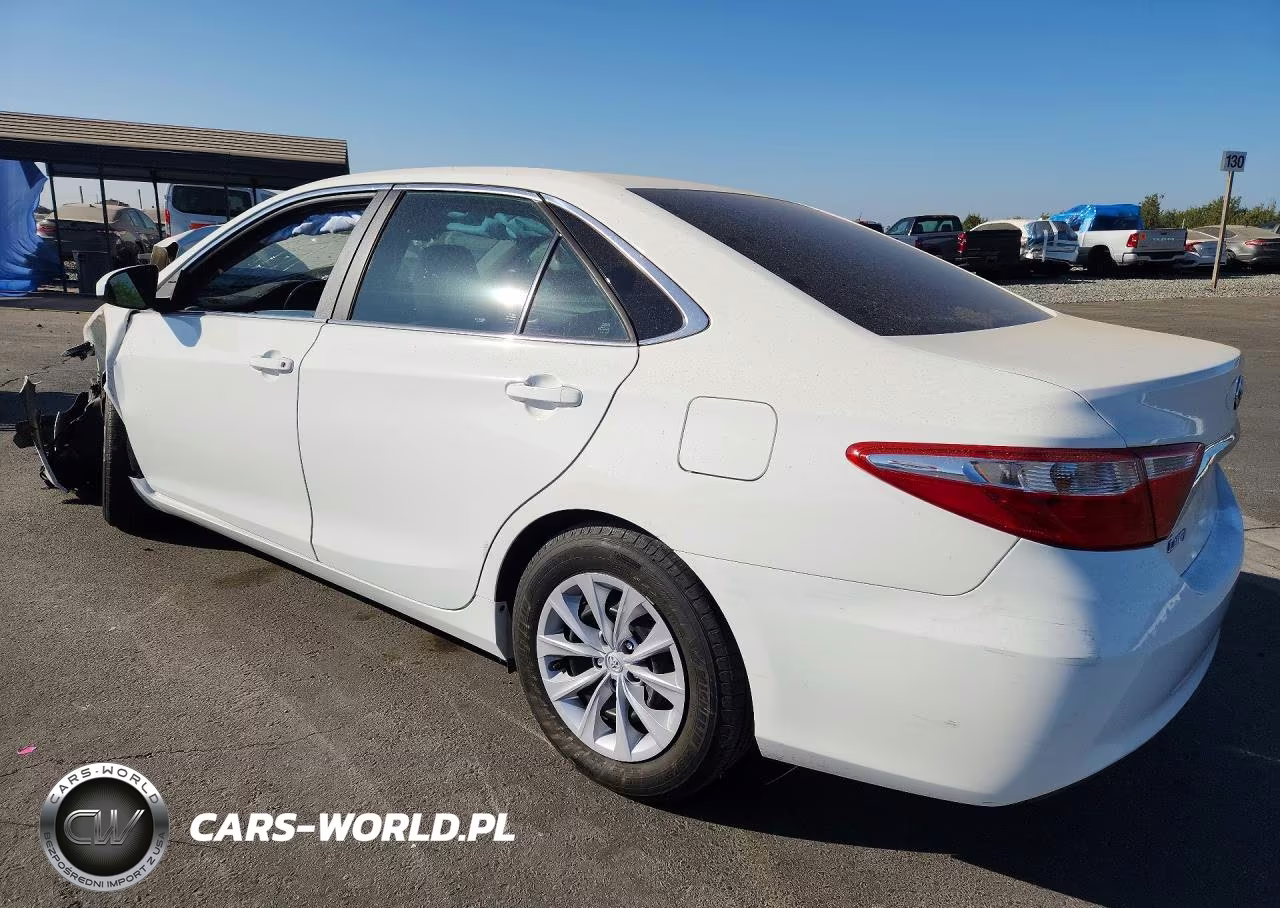 2016 Toyota Camry Le VIN:4T4BF1FK6GR523324 - 2