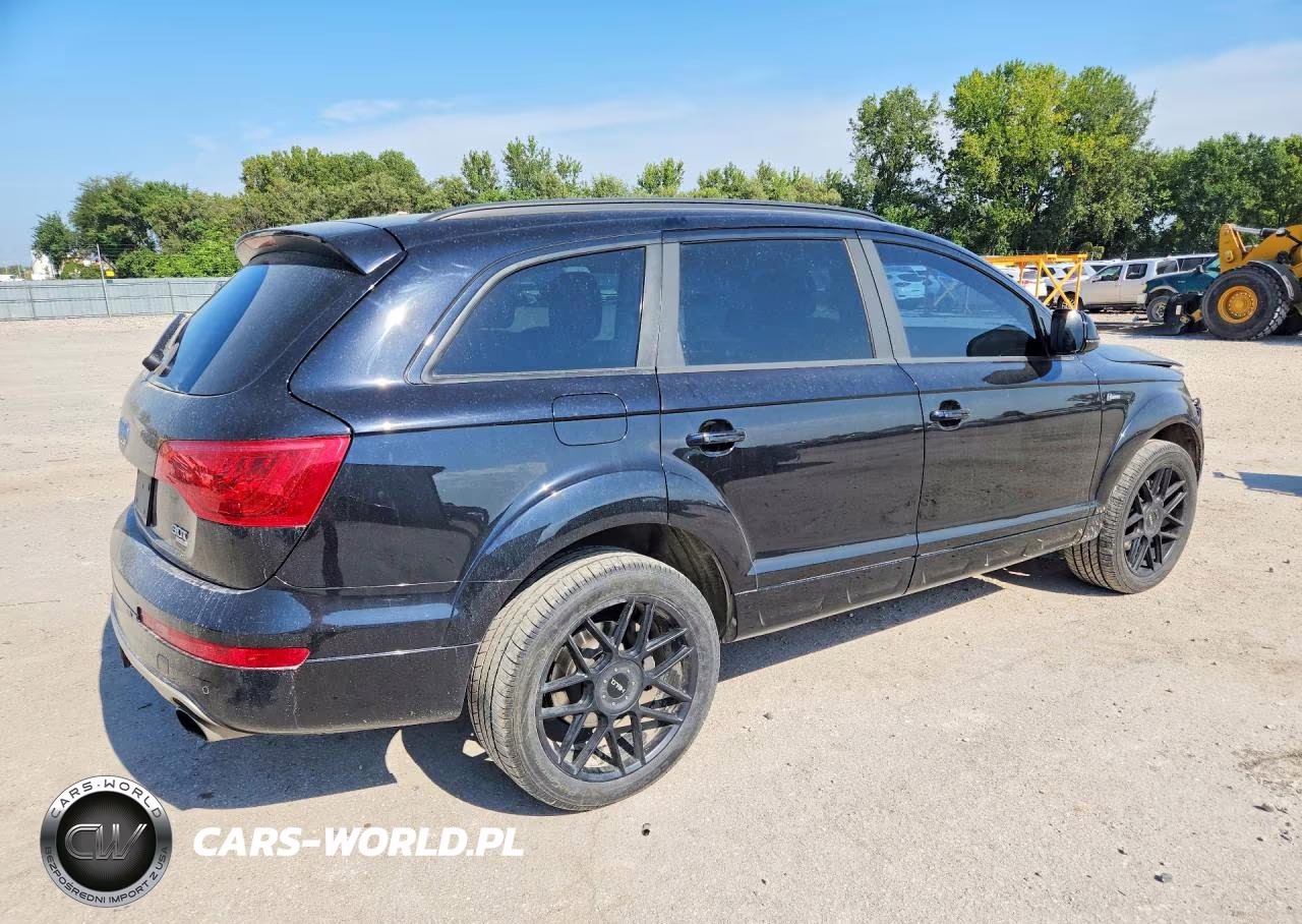 2015 Audi Q7 Premium Plus VIN:WA1LGAFE9FD012841 - 3