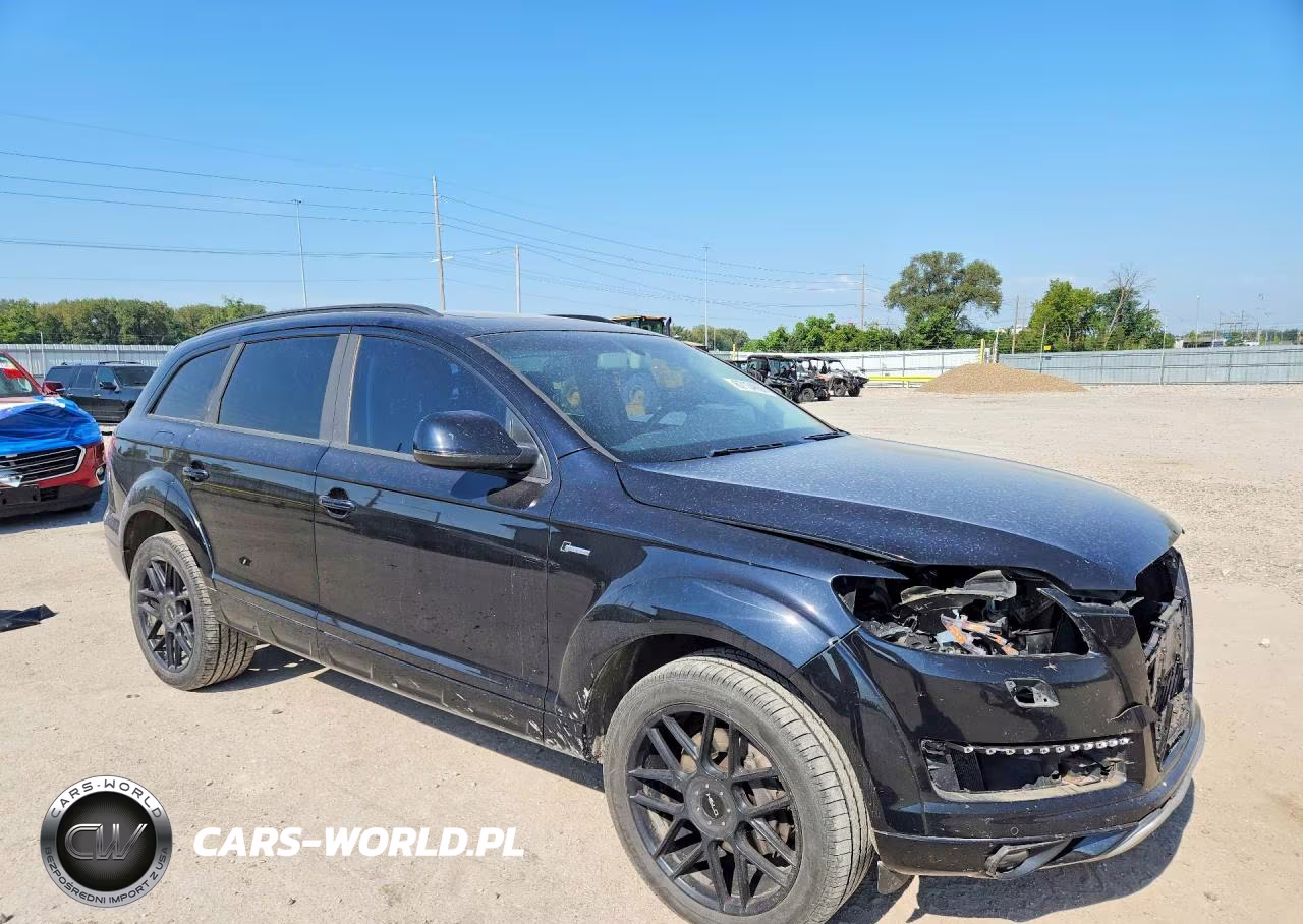 2015 Audi Q7 Premium Plus VIN:WA1LGAFE9FD012841 - 4