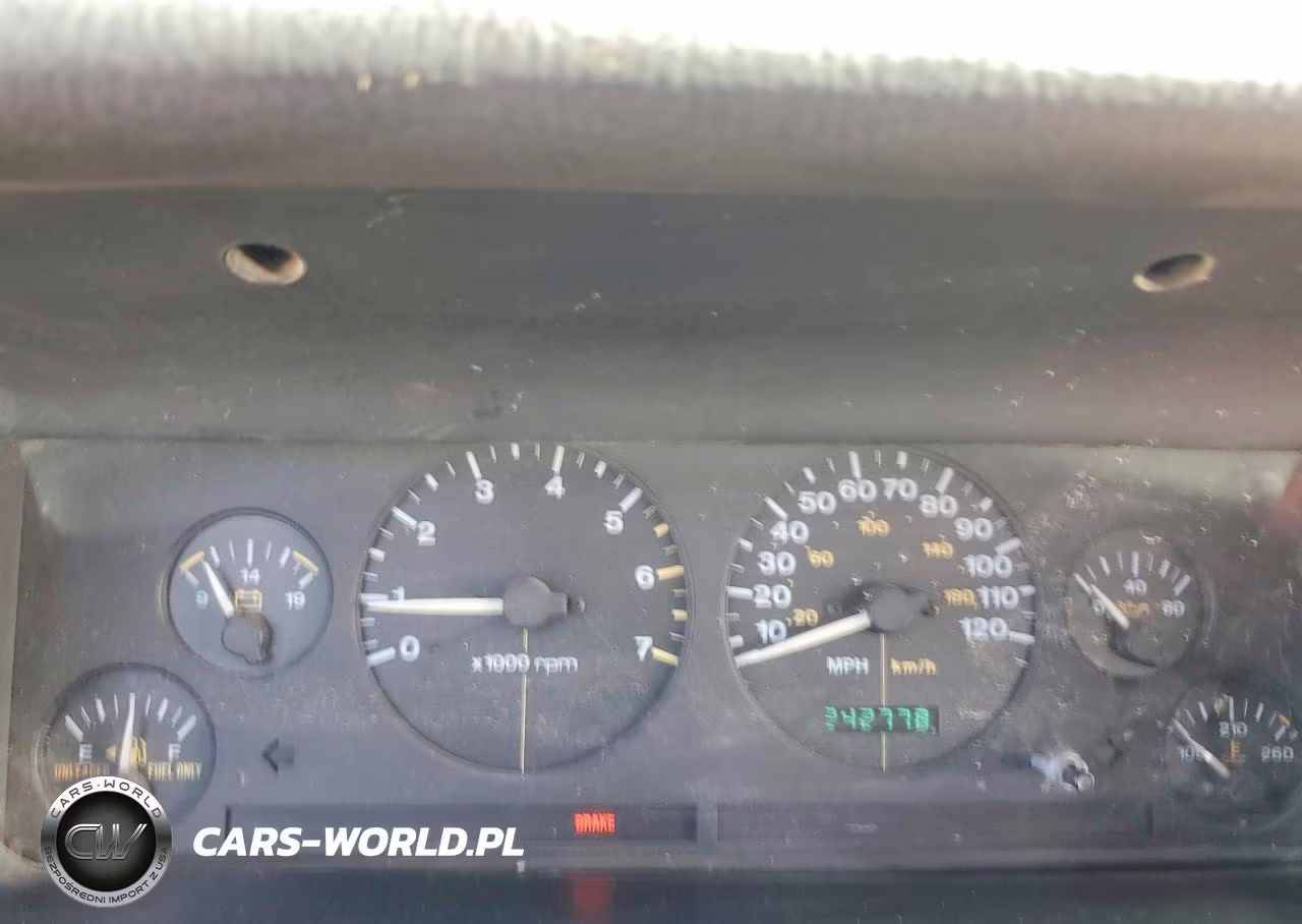 1998 Jeep Grand Cherokee Laredo VIN:1J4FX58S8WC142929 - 9