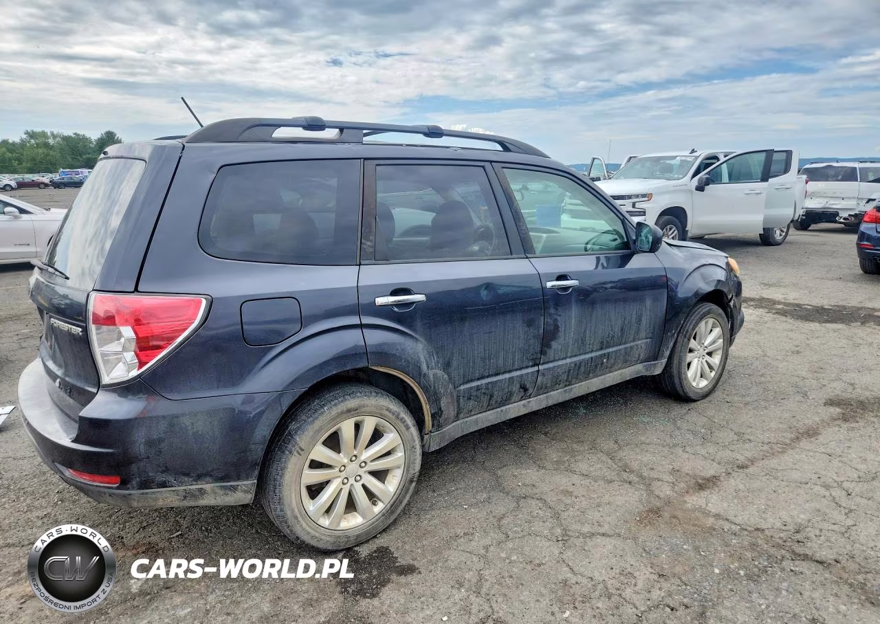 2012 Subaru Forester 2.5X Premium VIN:JF2SHBDC6CH446663 - 3