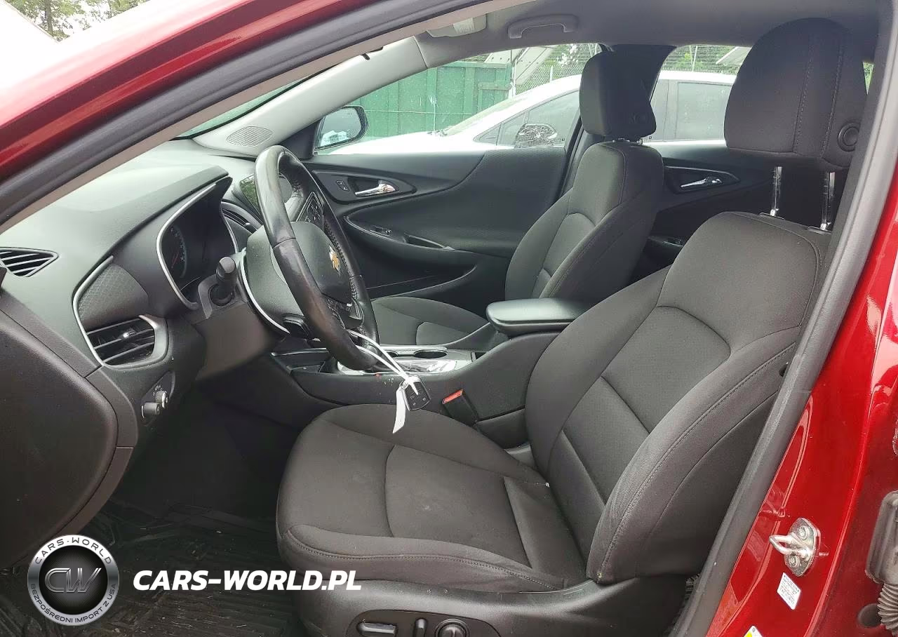 2021 Chevrolet Malibu Rs VIN:1G1ZG5ST9MF050981 - 7
