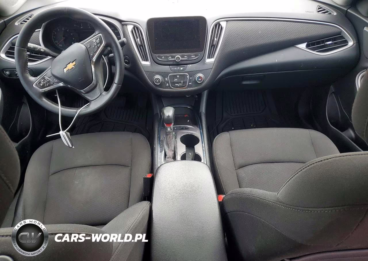 2021 Chevrolet Malibu Rs VIN:1G1ZG5ST9MF050981 - 8