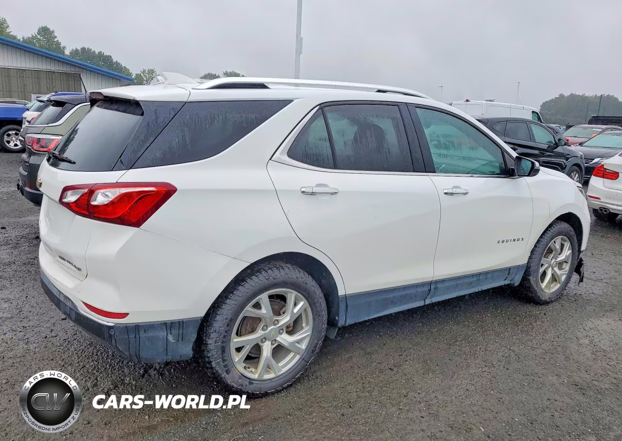 2020 Chevrolet Equinox Premier VIN:2GNAXXEV2L6108801 - 3